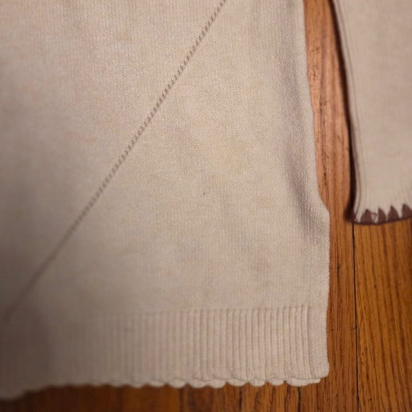 NWT Democracy IVORY soft lace up OVERSIZED HOODIE (Med) with decorative edges - Picture 3 of 3